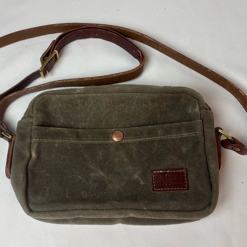 North End Bag Co. Brown Green Canvas Leather Strap Crossbody Bag Purse Handbag
